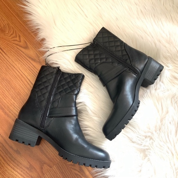 Anne klien quilted Boot - Picture 3 of 9